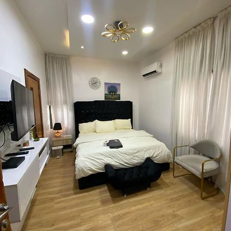 2-Bedroom Furnished Apartment - Lekki Lagos Kültér fotó