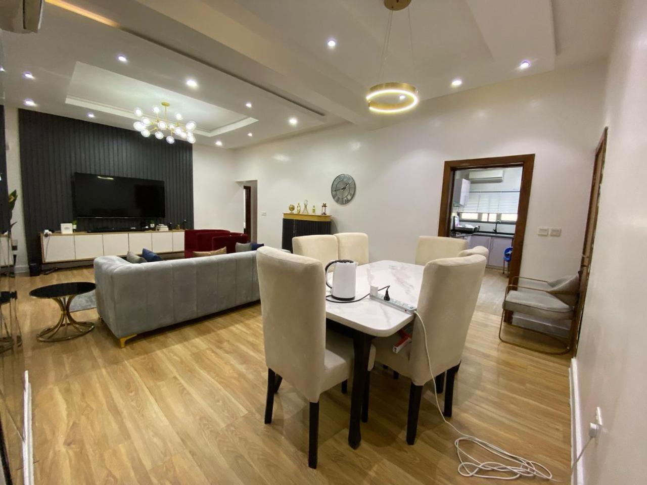 2-Bedroom Furnished Apartment - Lekki Lagos Kültér fotó