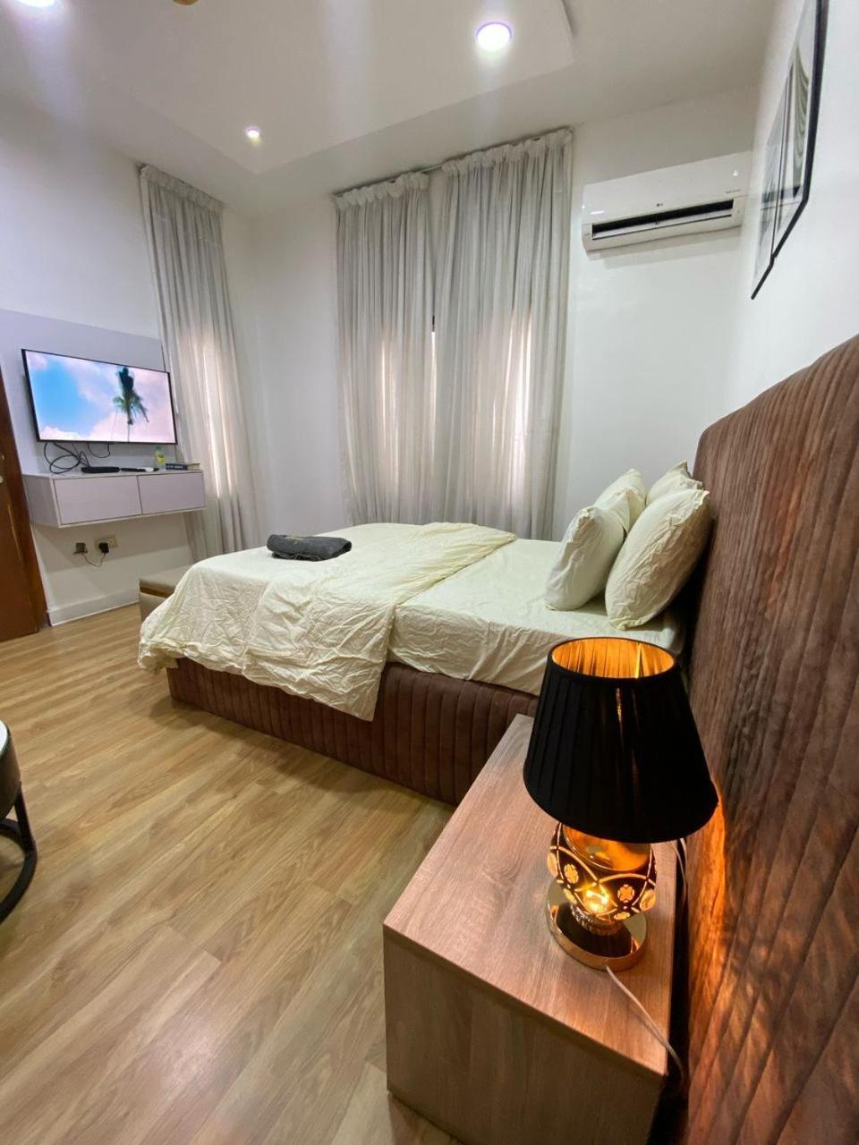 2-Bedroom Furnished Apartment - Lekki Lagos Kültér fotó